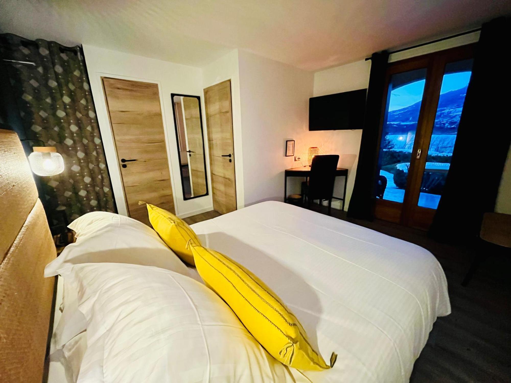 Hotel Les Chaumettes 사뱅 객실 사진